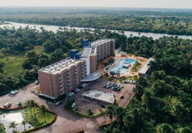Apartamento Em Resort 바레인하스 외부 사진